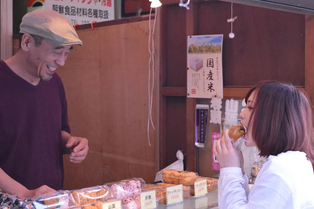気まぐれスポット★（株）花笠だんご本舗 朝市店（仙台朝市）